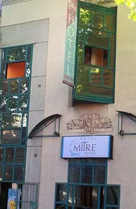 HOTEL MITRE SUITES